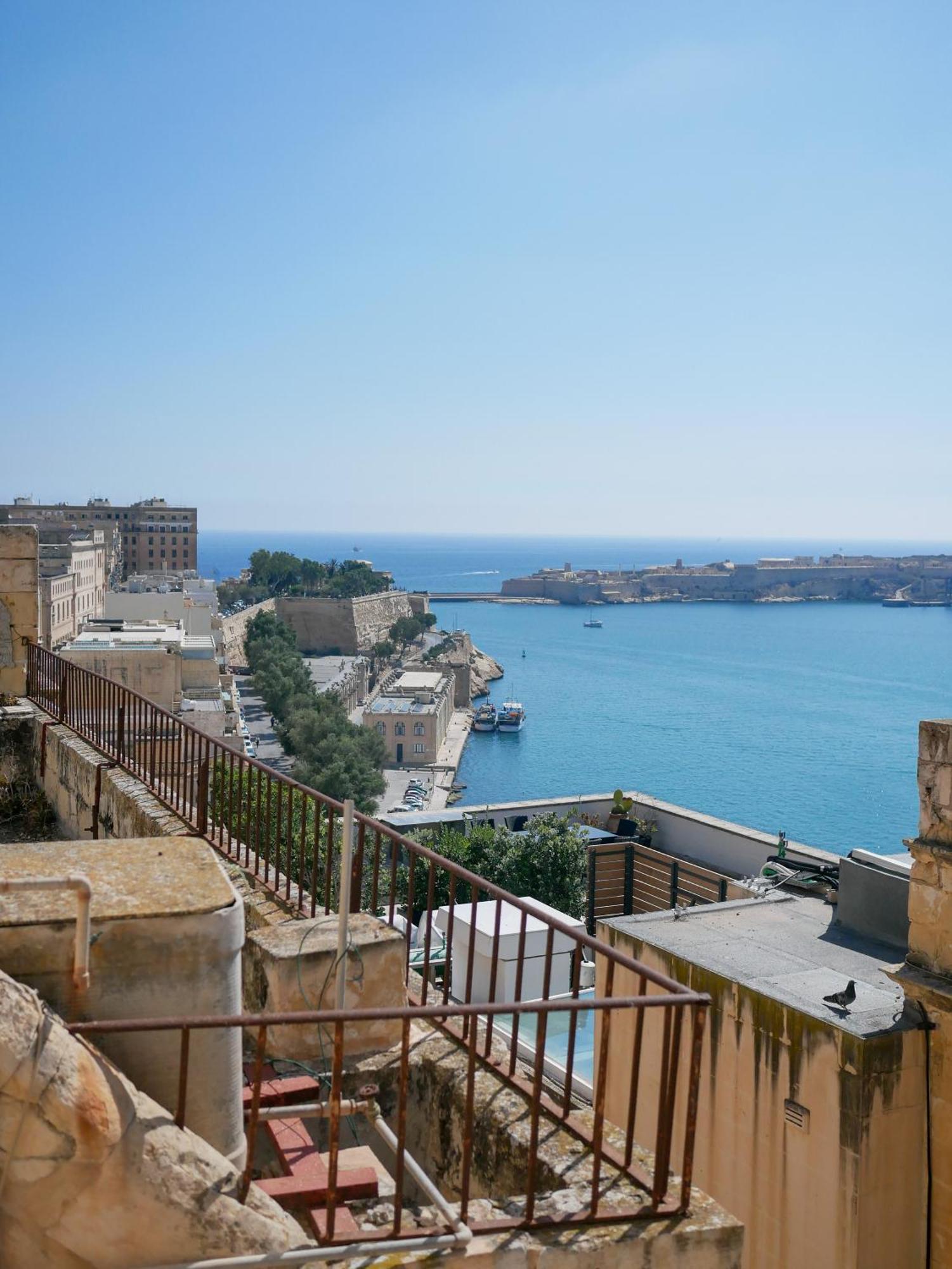 Battery House Hotel Валета Екстериор снимка